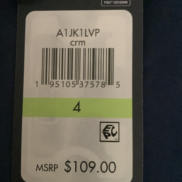 Tommy Hilfiger Dress White Garment Elegant and Versatile. - Picture 7 of 10